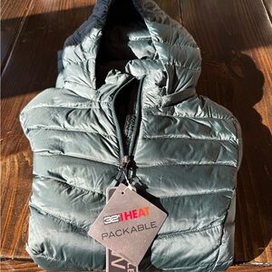 32 Degrees Teal/Green Puffer Jacket